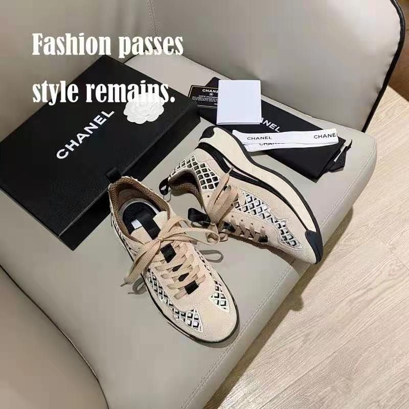 Ch*el suede calfskin & embroidery ecru & gray