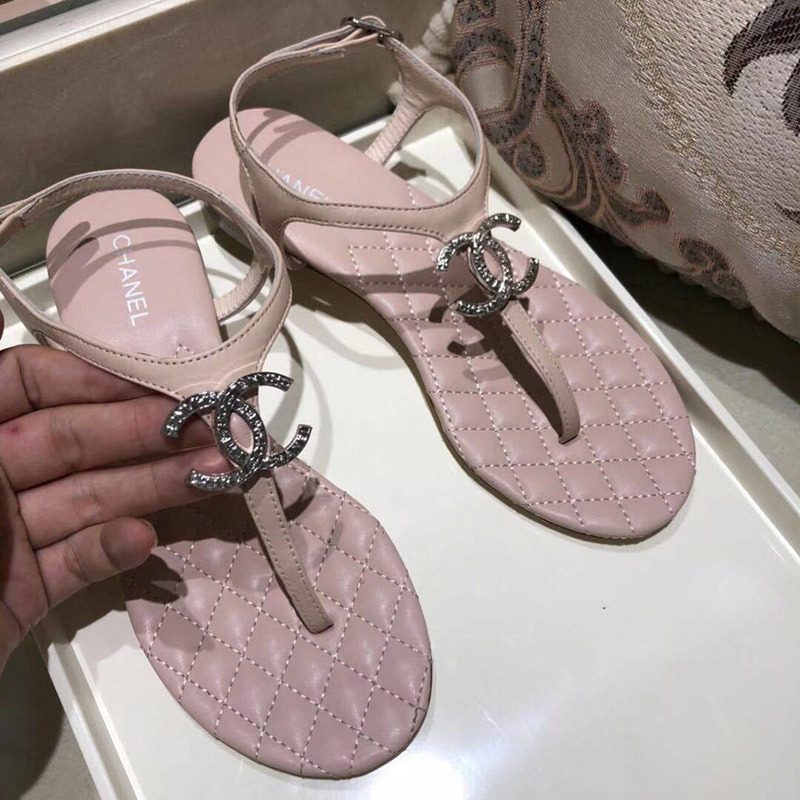 Ch*el slide sandal in pink