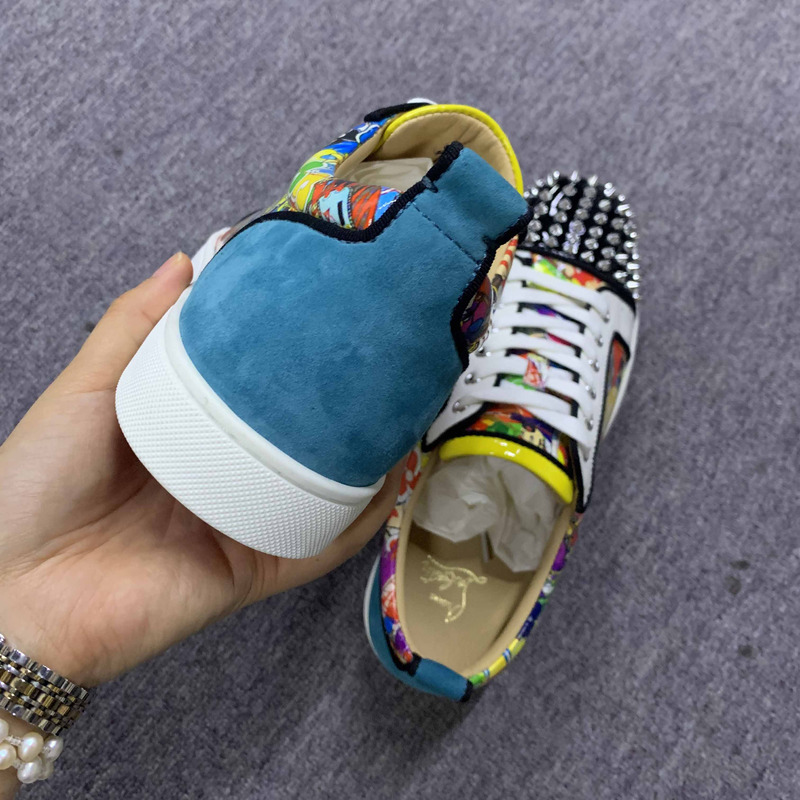 ch**an louboutin S*per perfect l**is junior spikes trainers