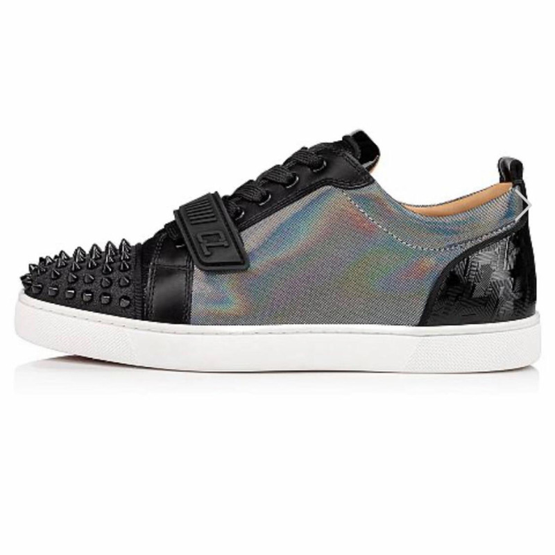 Ch**an louboutin l**is junior spikes vs flat