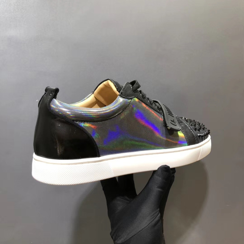 Ch**an louboutin l**is junior spikes vs flat