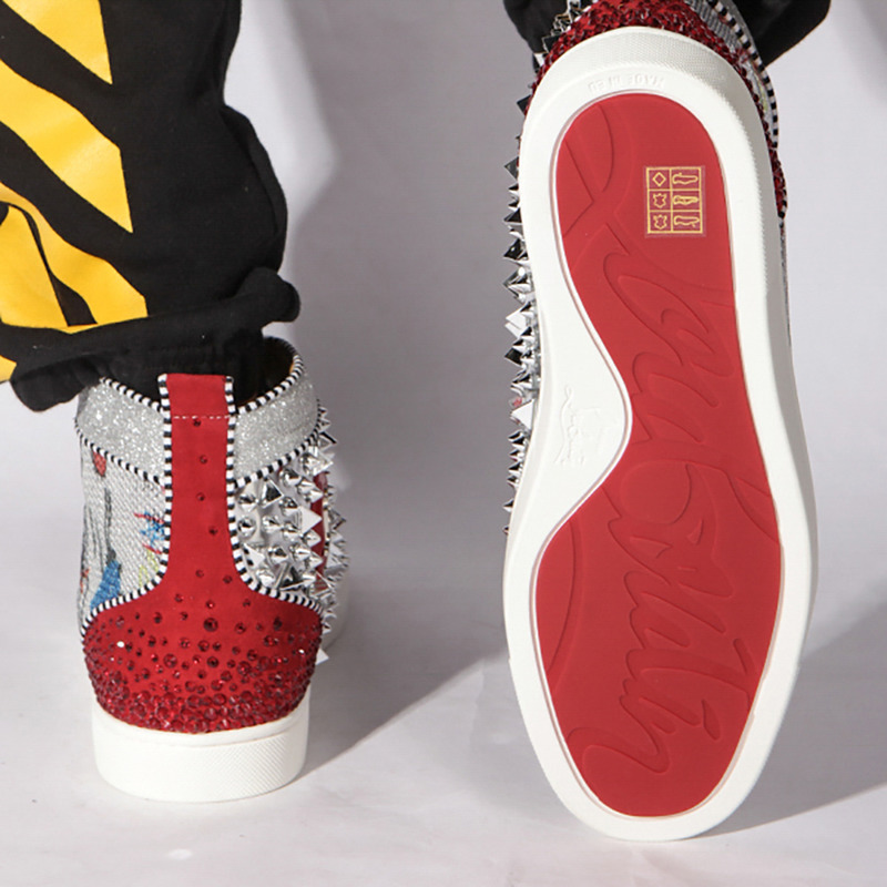 ch**an louboutin S*per perfect l**is flat patent leather sneakers