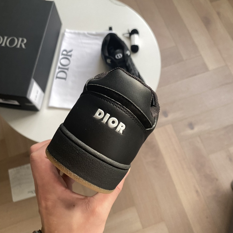 D*or world tour b27 low-top sneaker