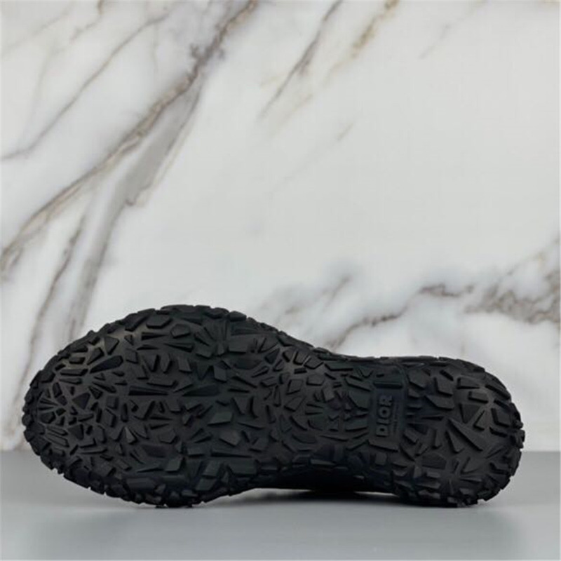 D*or b28 high-top sneaker