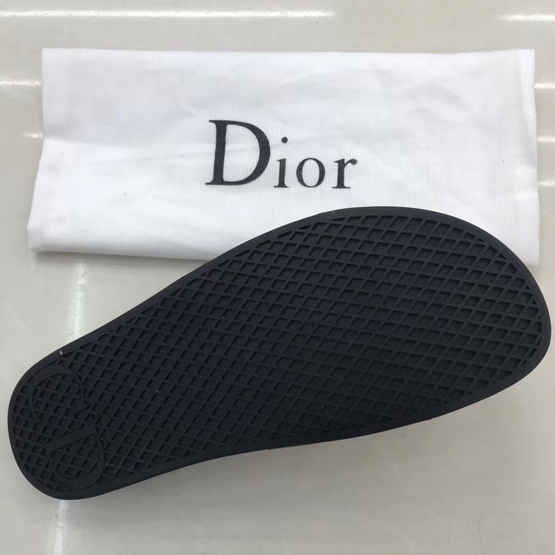 D*or oblique sandals