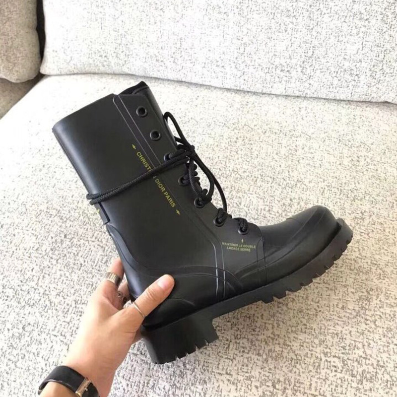D*or black boots