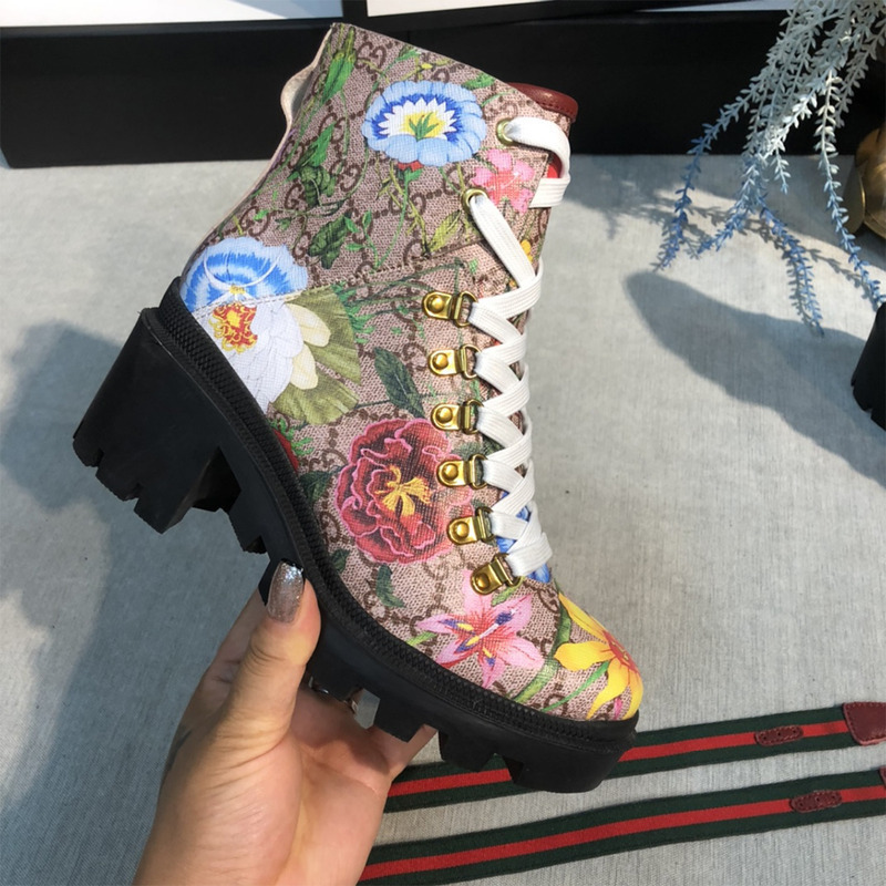 G*u*i flora ankle boot with sylvie web
