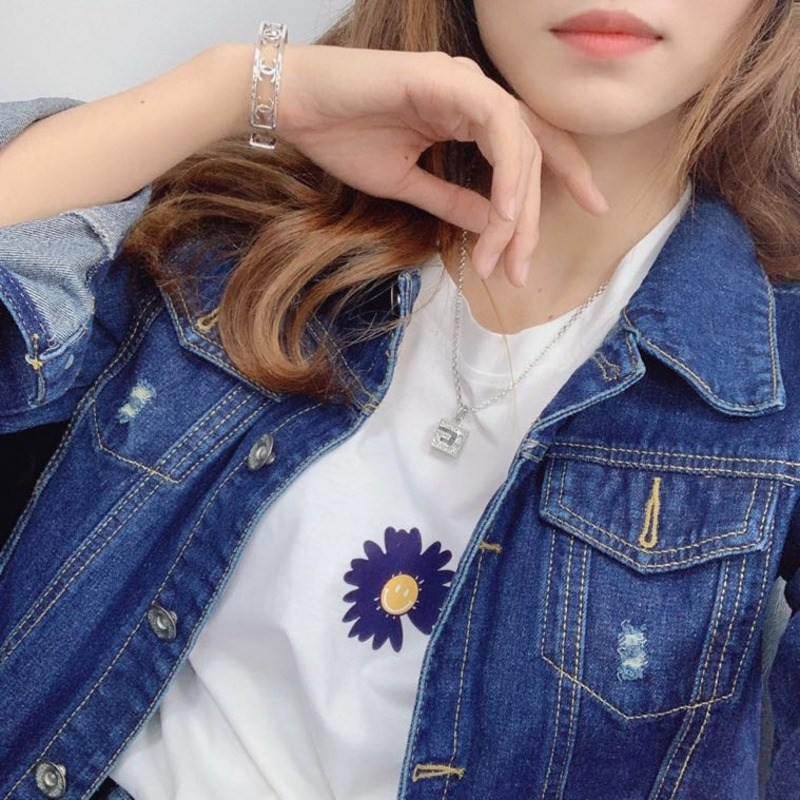 G*u*i g-motif sterling silver necklace