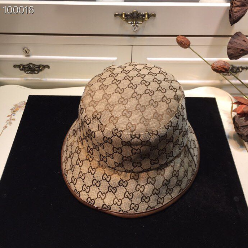 G*u*i canvas bucket hat