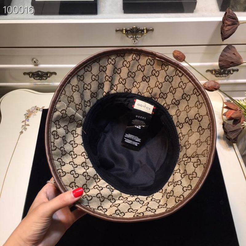 G*u*i canvas bucket hat