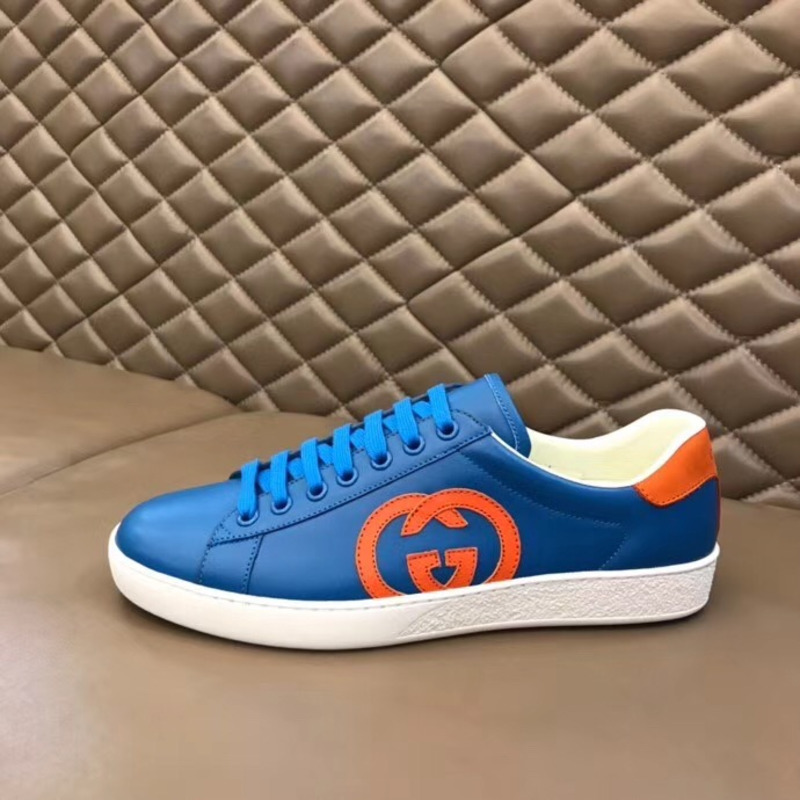 G*u*i ace sneaker with interlocking