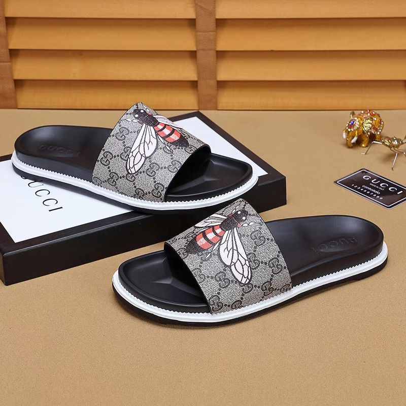 G*u*i bee printed slide sandal