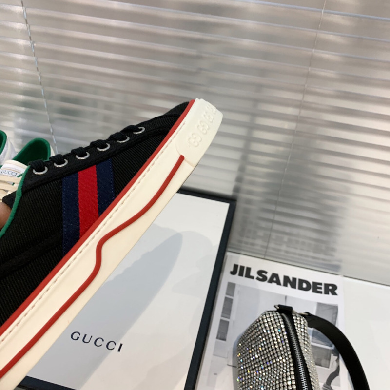 G*u*i tennis 1977 sneaker