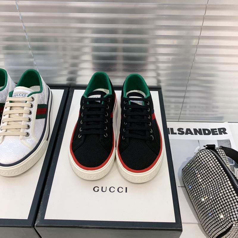 G*u*i tennis 1977 sneaker