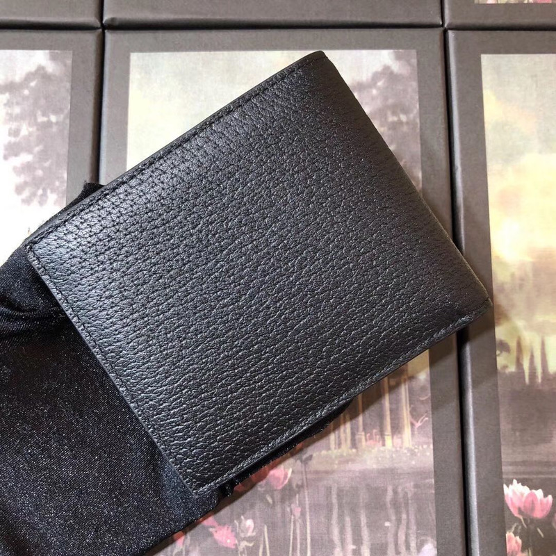 G*u*i wallet with interlocking g