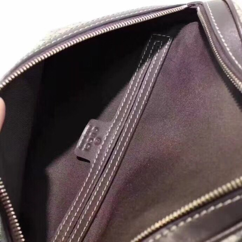 G*u*i brown belt bag