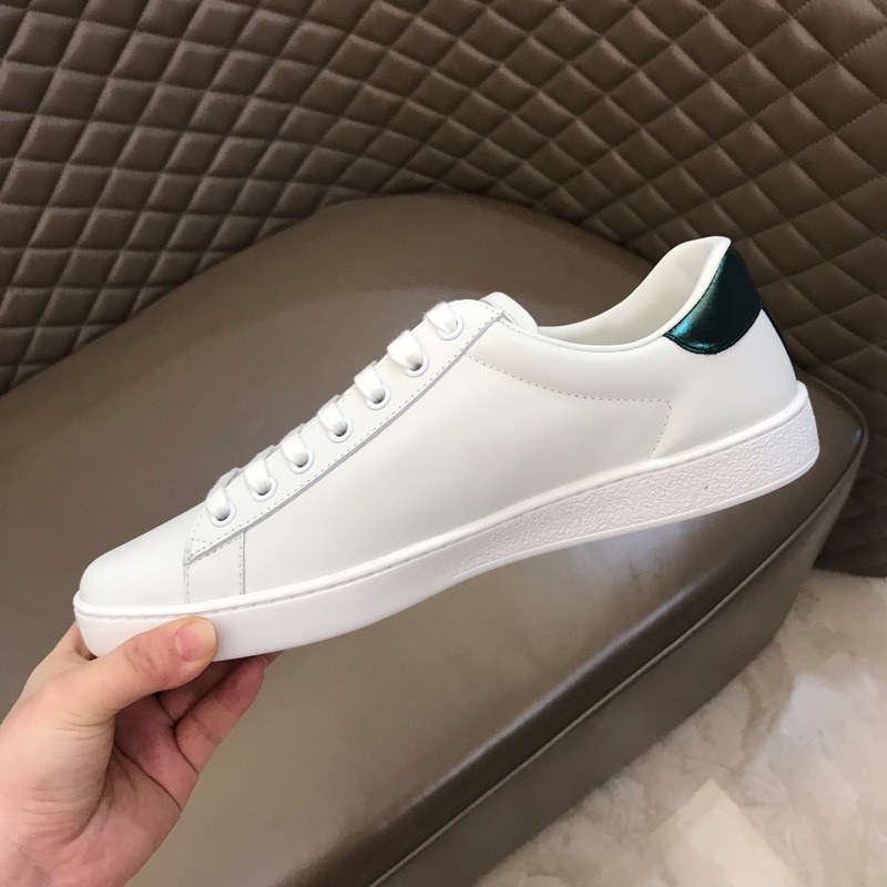 G*u*i ace sneaker with interlocking