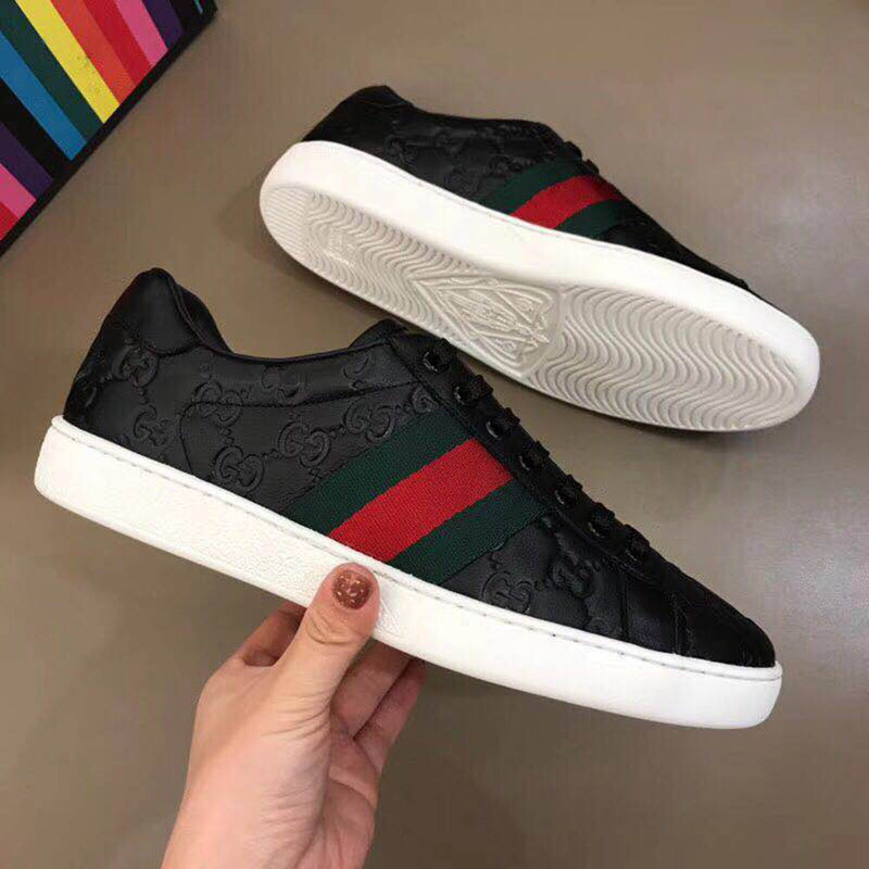 G*u*i signature web sneaker(black)