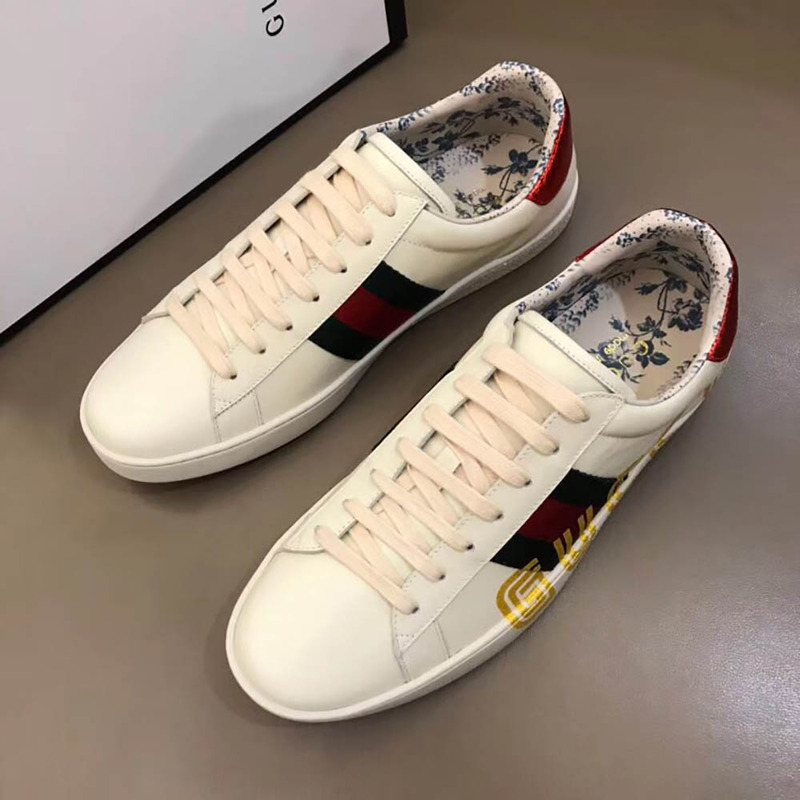 g*u*i ace sneaker with G*u*iy print in white