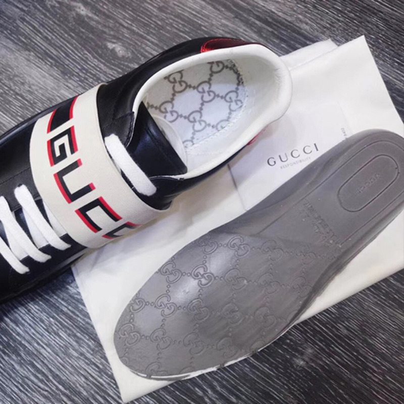 G*u*i stripe leather sneaker in black