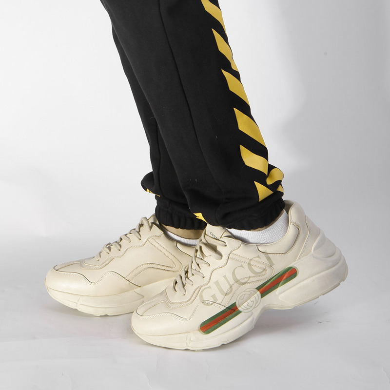 G*u*i rhyton  logo ivory leather sneaker