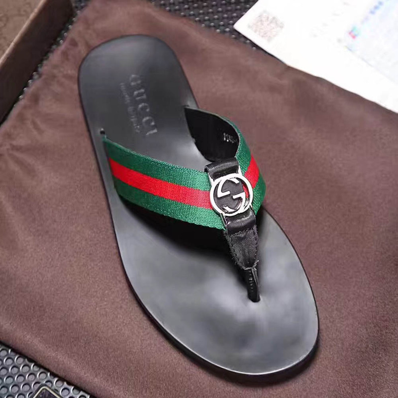 G*u*i web strap thong sandal