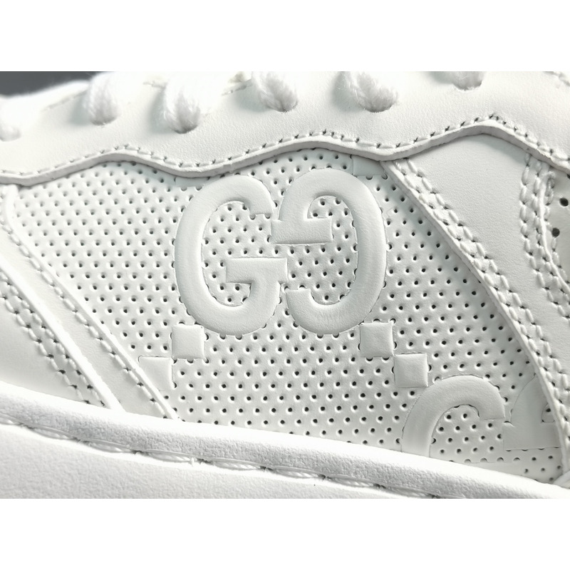 G*u*i chunky b pure white 670415 upg10 9060 sneakers men women