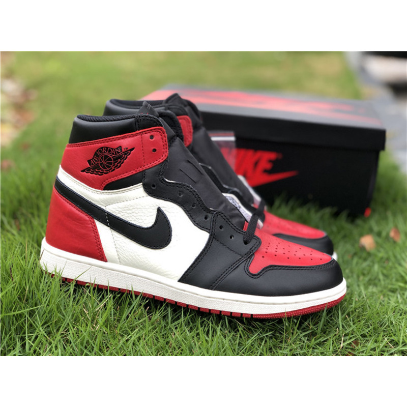 Air Jordan 1"Bred Toe"2018 Sneakers Men Women