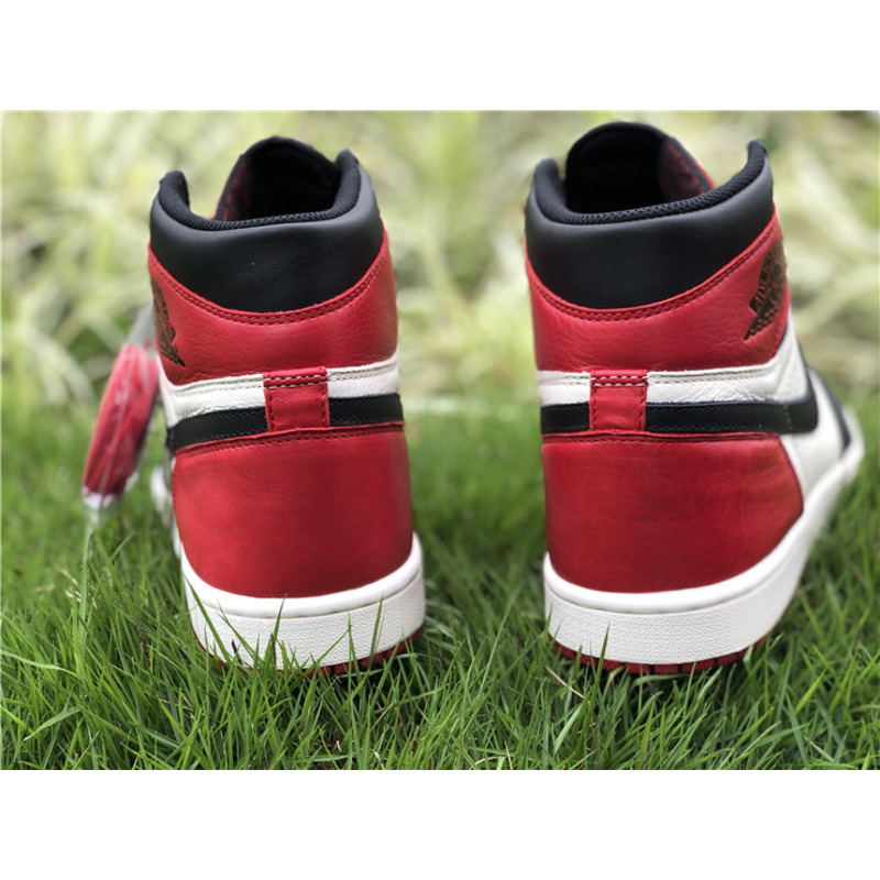 Air Jordan 1"Bred Toe"2018 Sneakers Men Women