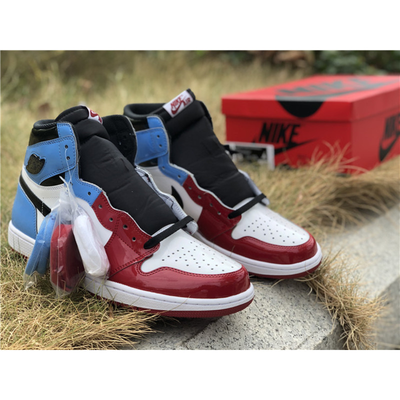 Air Jordan 1 High OG"Fearless"CK5666 100 Sneakers Men Women