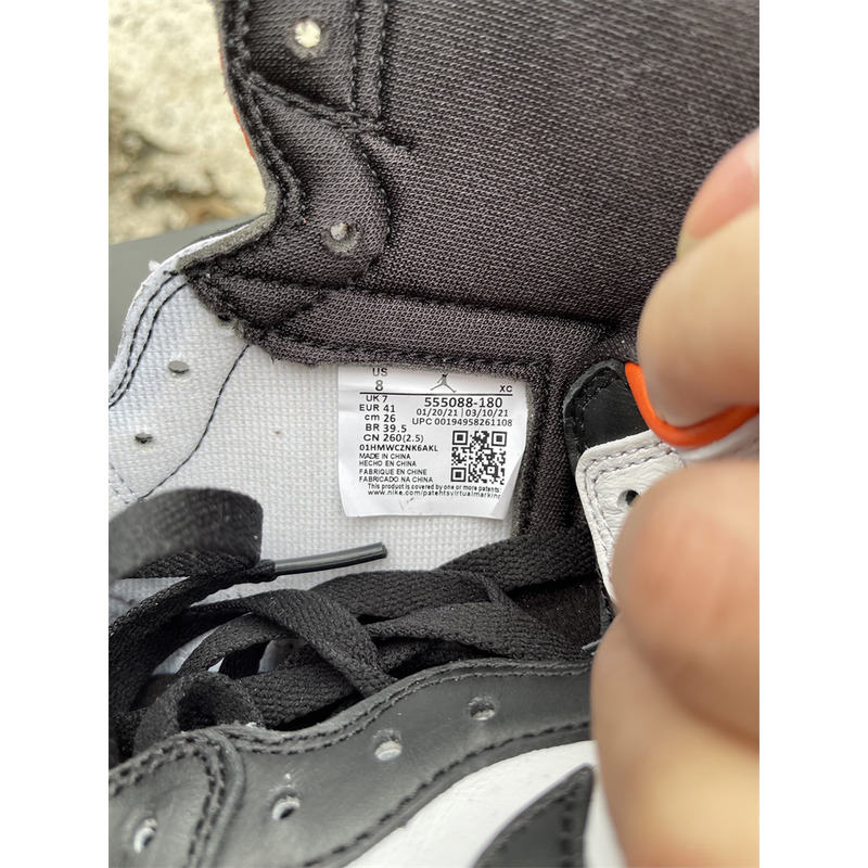 Air Jordan 1 Retro High OG 555088 180 Sneakers Men Women