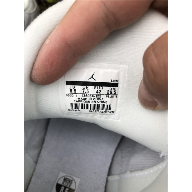 Air Jordan 3 3"Mocha"136064 122 Sneakers Men