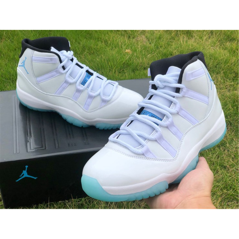 Air Jordan 11 RETRO 378037 117 Sneakers Men