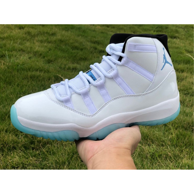 Air Jordan 11 RETRO 378037 117 Sneakers Men