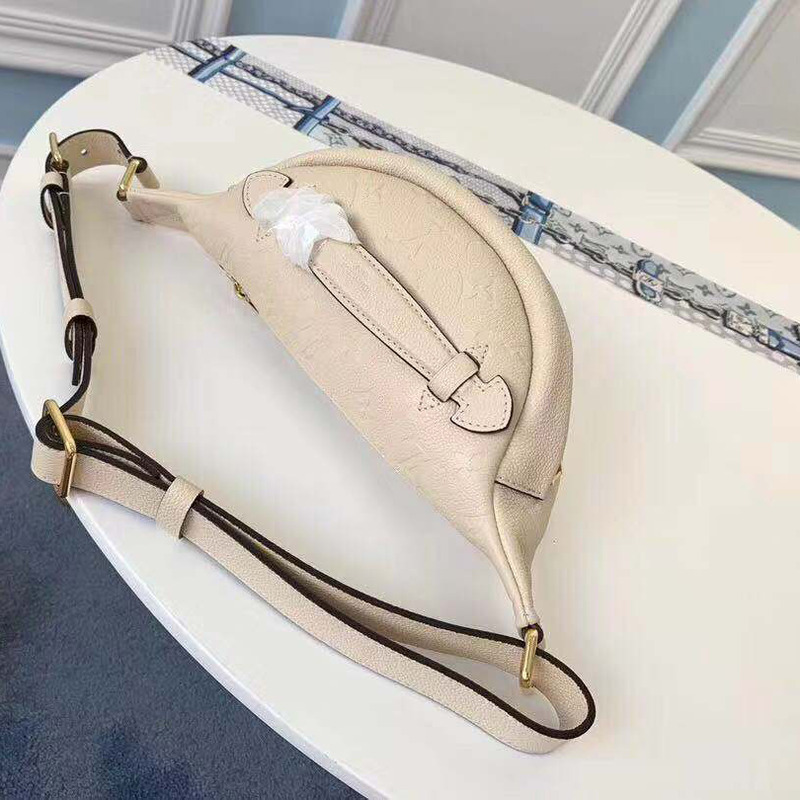 l**is V*t*n monogram empreinte bumbag