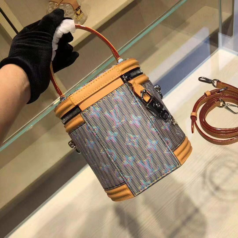 l**is V*t*n bright pink monogram lv pop printed cannes handbag