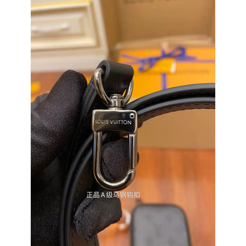 l**is V*t*n monogram belt bag