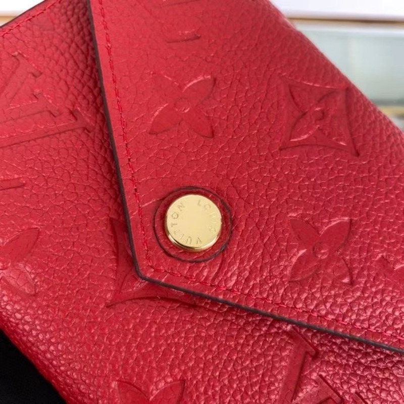 l**is V*t*n monogram wallet