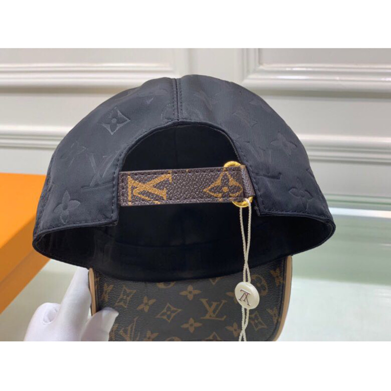 l**is V*t*n monogram baseball cap