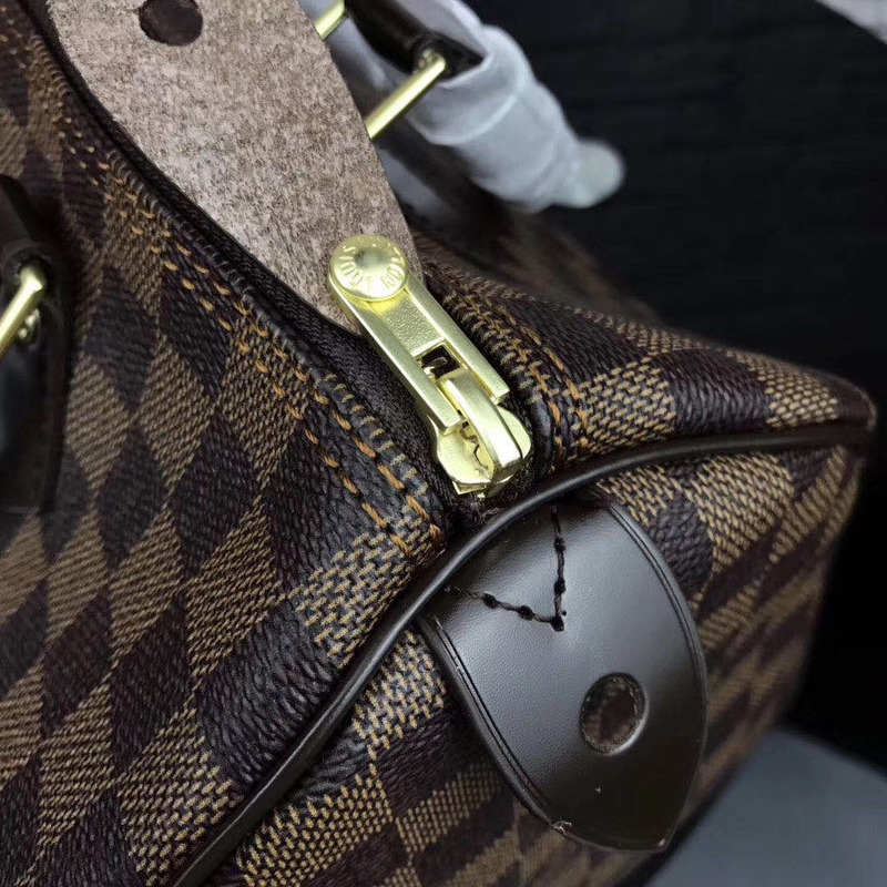 l**is V*t*n crafty speedy bandouliere 25