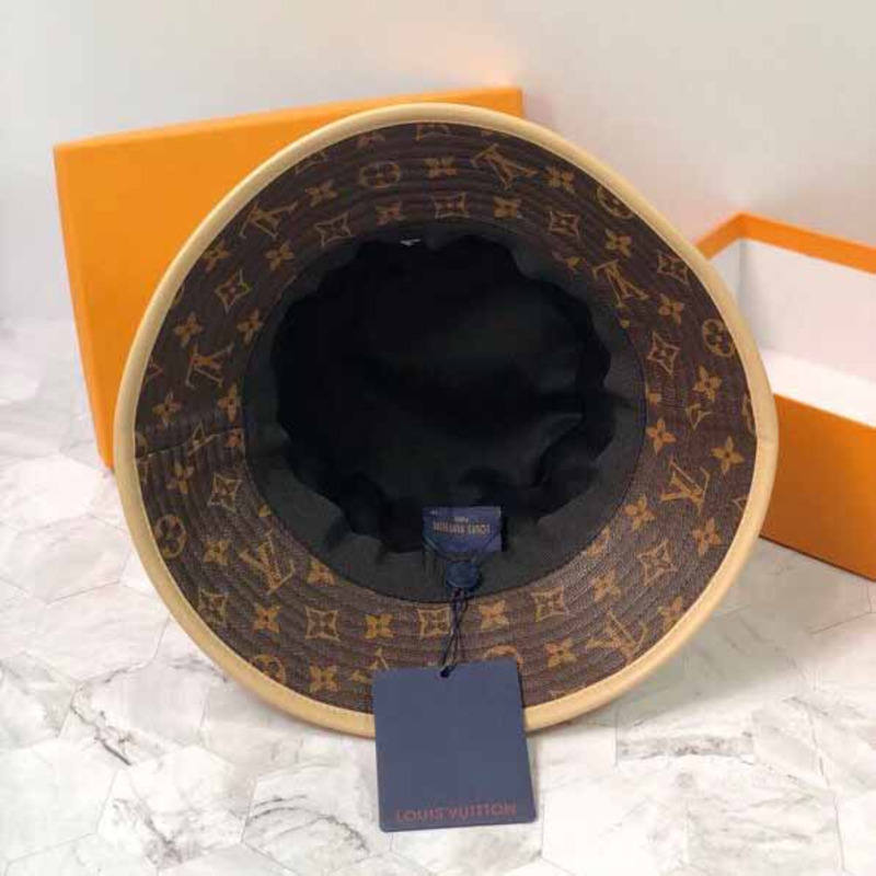 l**is V*t*n monogram bucket hat