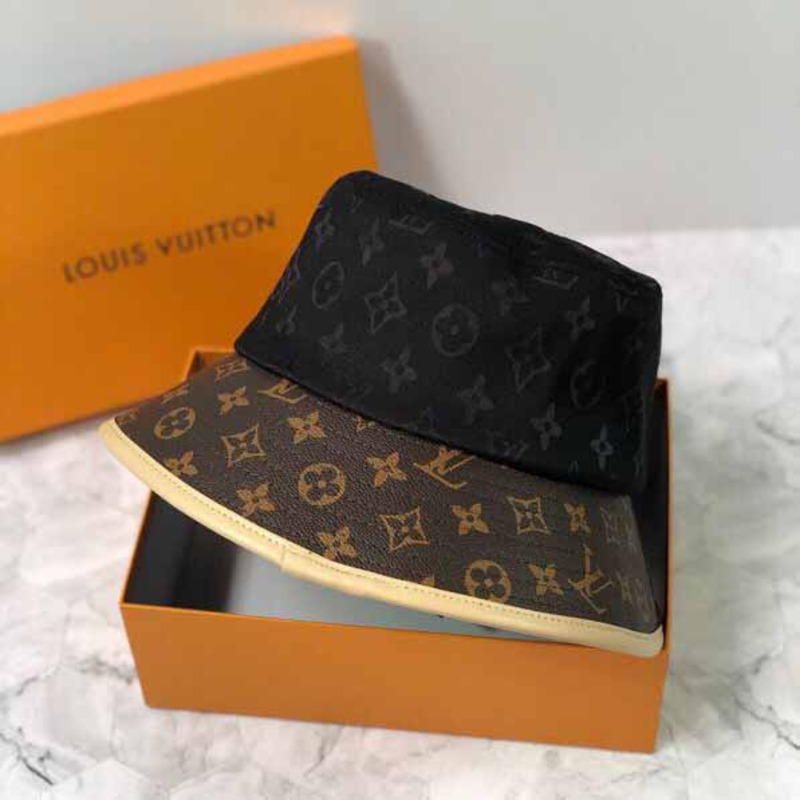 l**is V*t*n monogram bucket hat