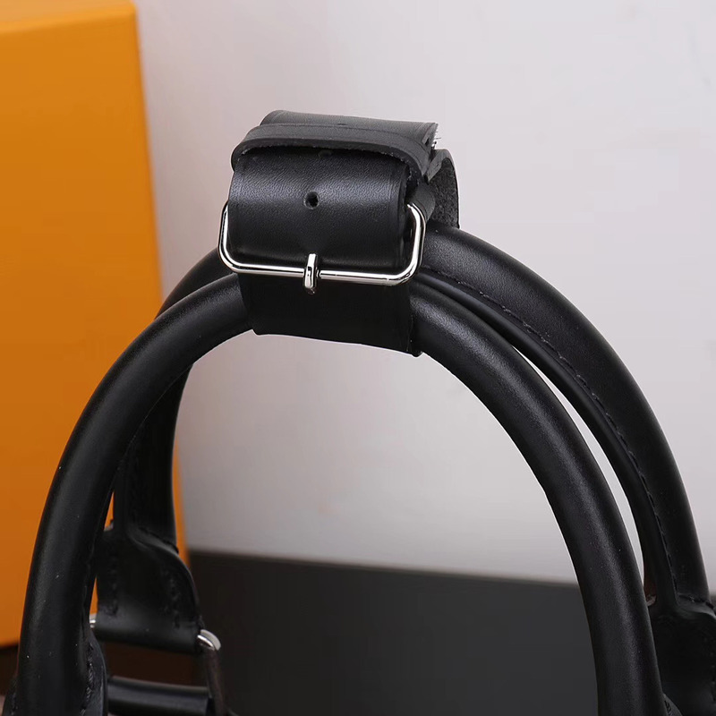 l**is V*t*n monogram duffle bag