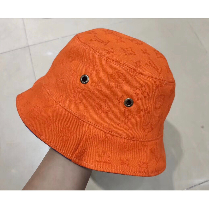 l**is V*t*n jacquard bucket hat