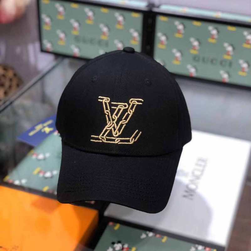 l**is V*t*n chain cap