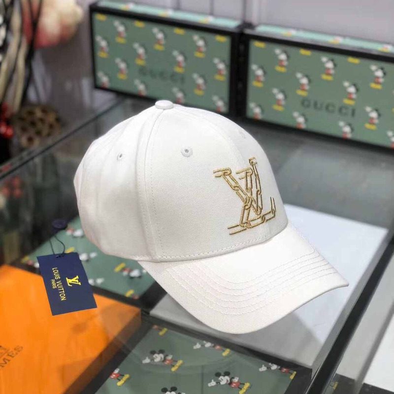 l**is V*t*n chain cap