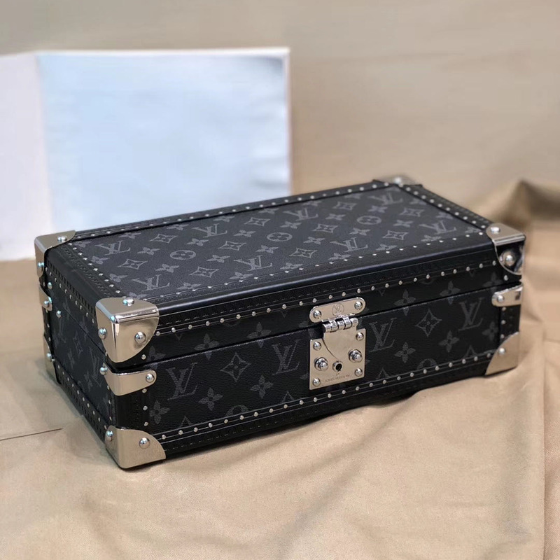 l**is V*t*n monogram suitcase m44127