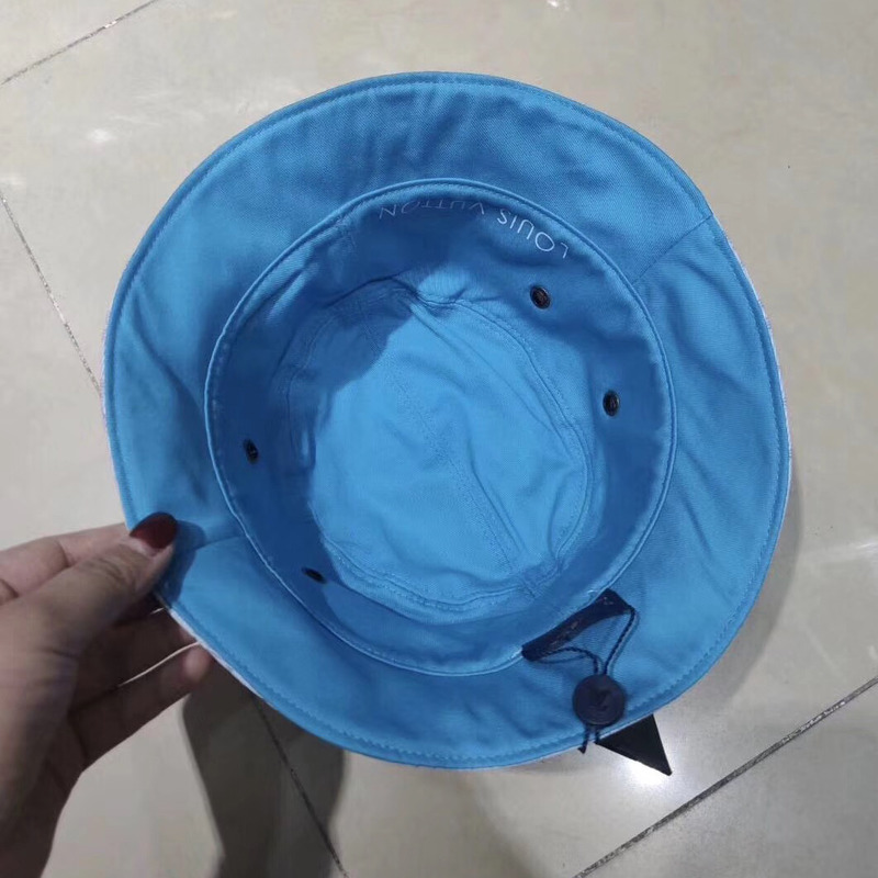 l**is V*t*n monogram denim bob