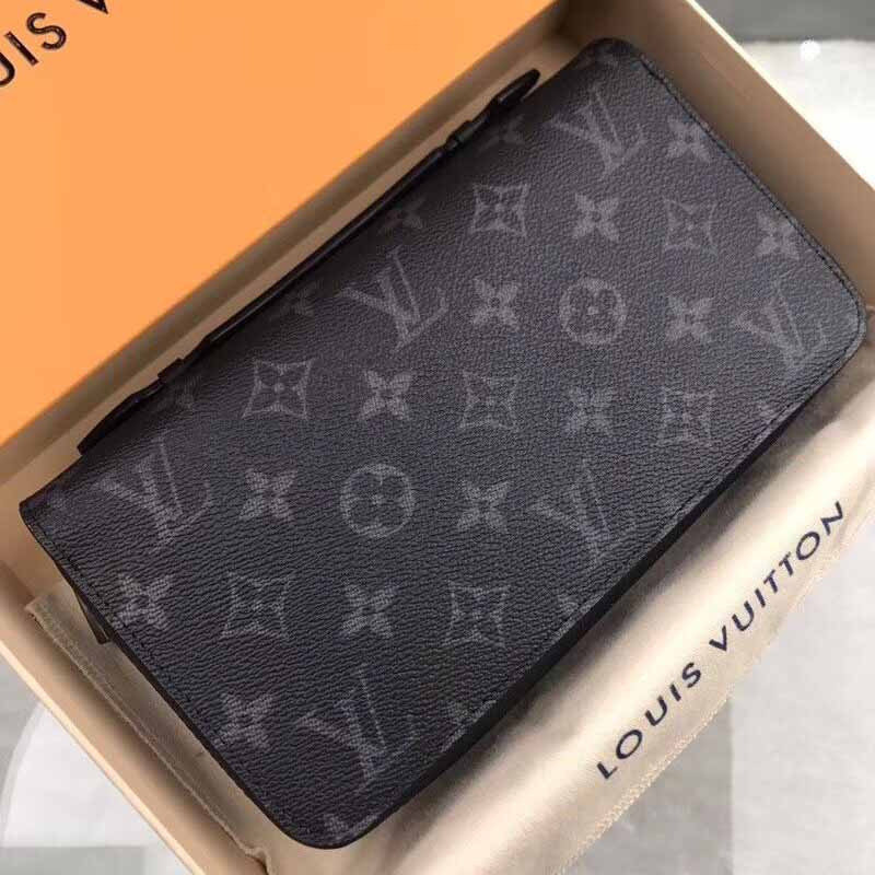 l**is V*t*n zippy wallet