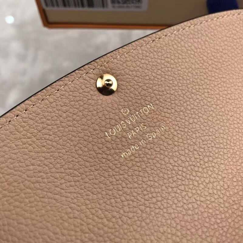 l**is V*t*n monogram emilie wallet
